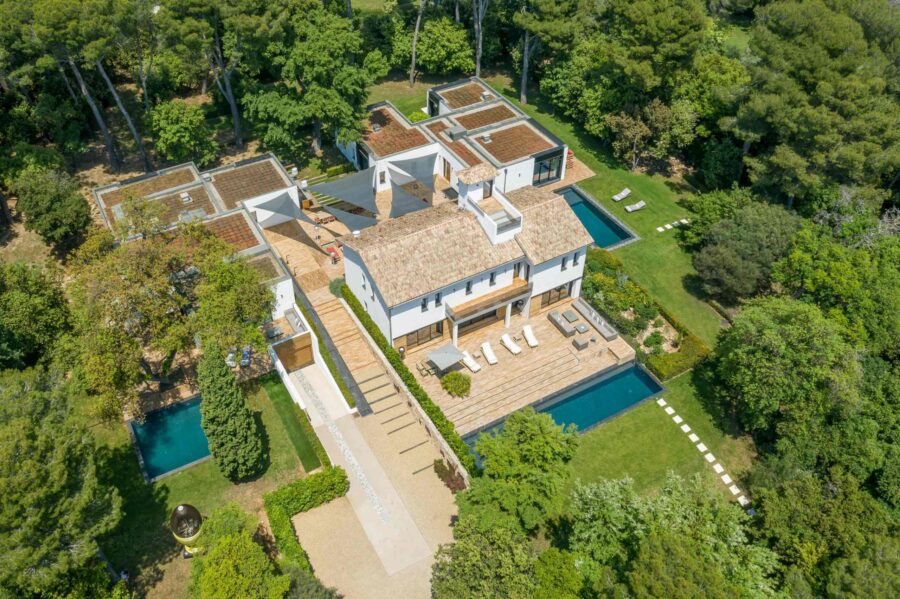 villa-chantal-exterior-aerial-view-large-garden-three-swimmingpools-luxury-domain-prime-location-antibes