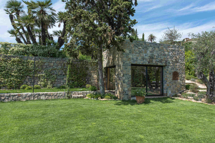 villa-cheyenne-annex-studio-garden-modern-luxury-cannes