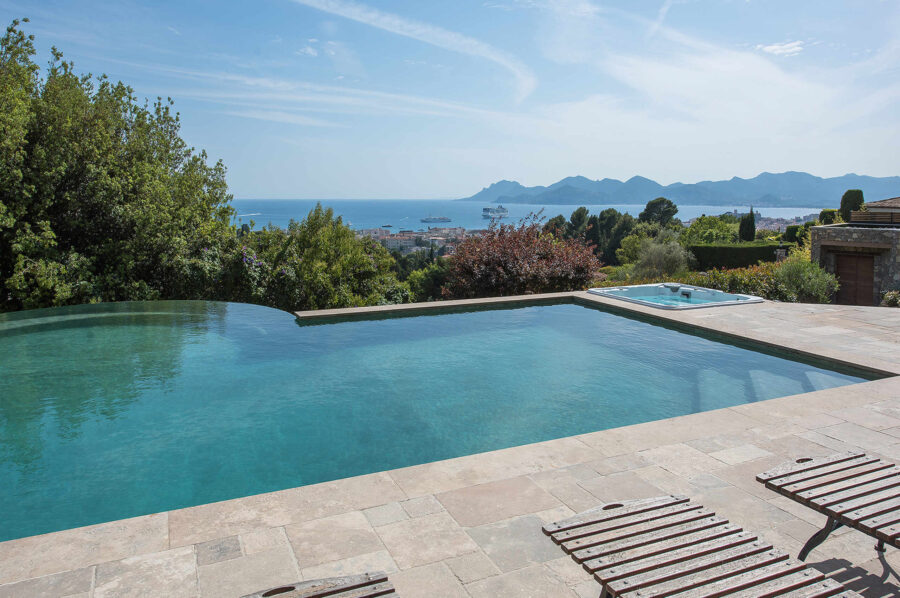 villa-cheyenne-infinitypool-luxury-oceanview-mountainview-cannes