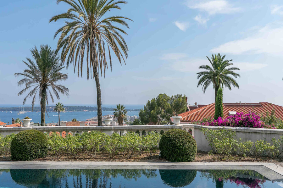villa-cosma-pool-oceanview-exterior-garden-luxury-paradise-frenchriviera-cannes