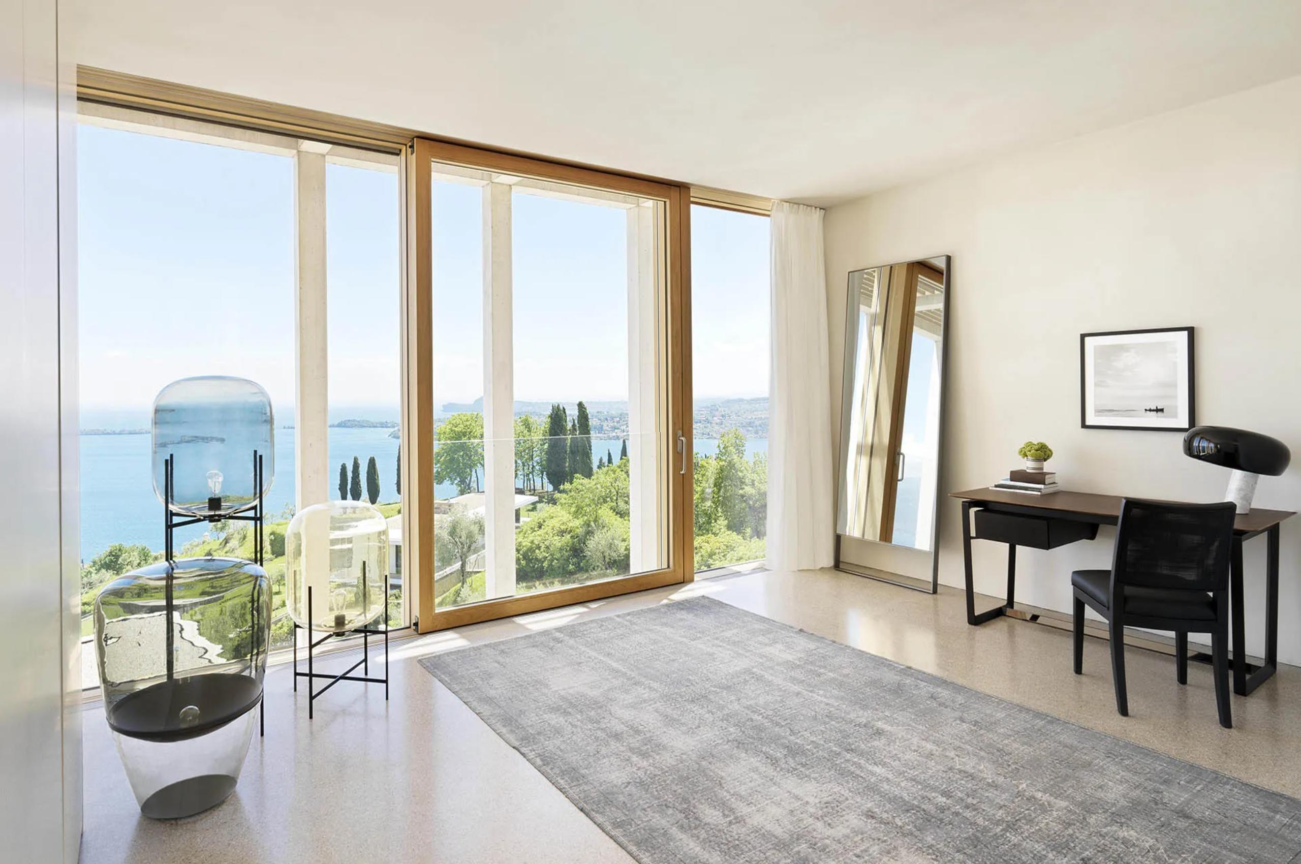 villa-karina-office-living-area-scenic-lake-views-sleek-stylish-design-luxury-lakegarda
