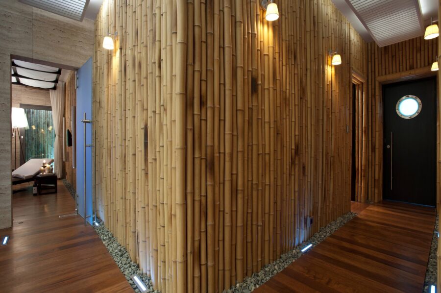 villa-maddisen-hallway-bamboo-naturalmaterials-unique-bespoke-design-mougins