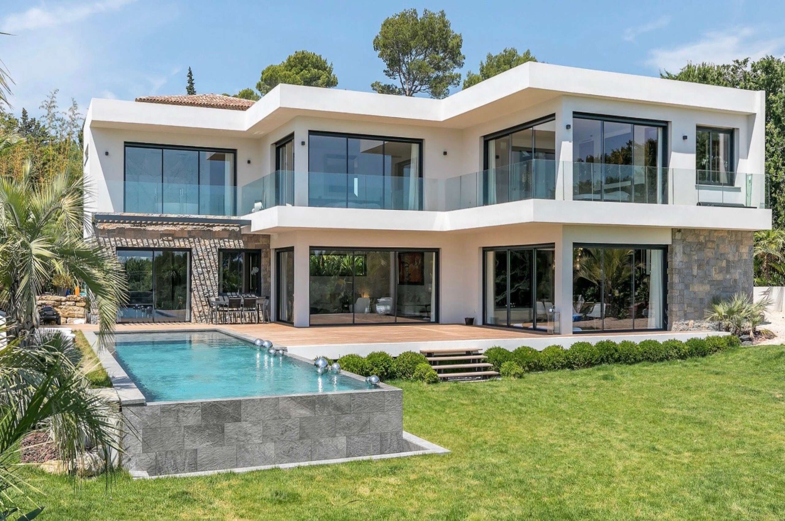 villa-marlo-exterior-luxury-rental-frenchriviera-mougins