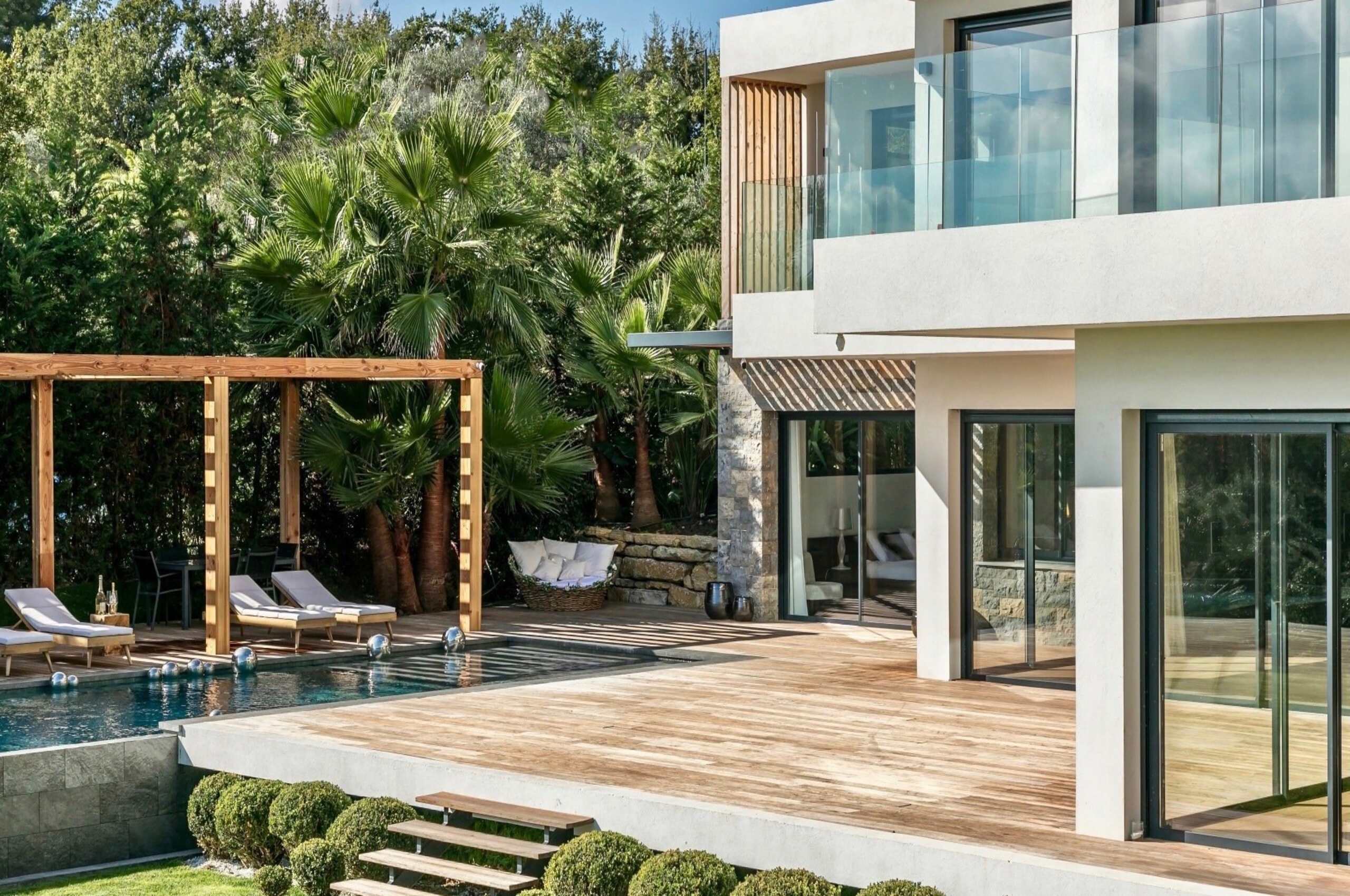 villa-marlo-exterior-pool-decking-luxury-rental-mougins