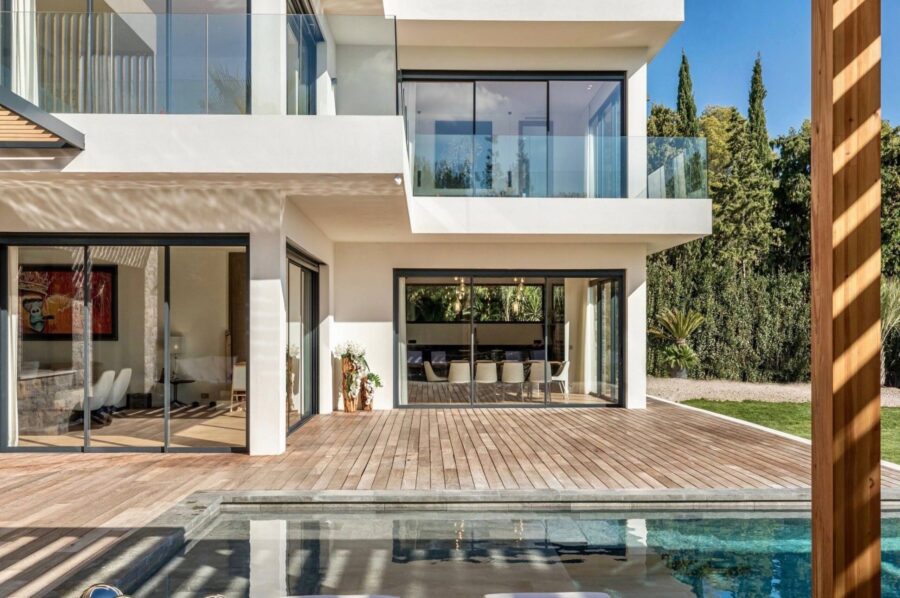 villa-marlo-terrace-pool-luxury-rental-frenchriviera-mougins