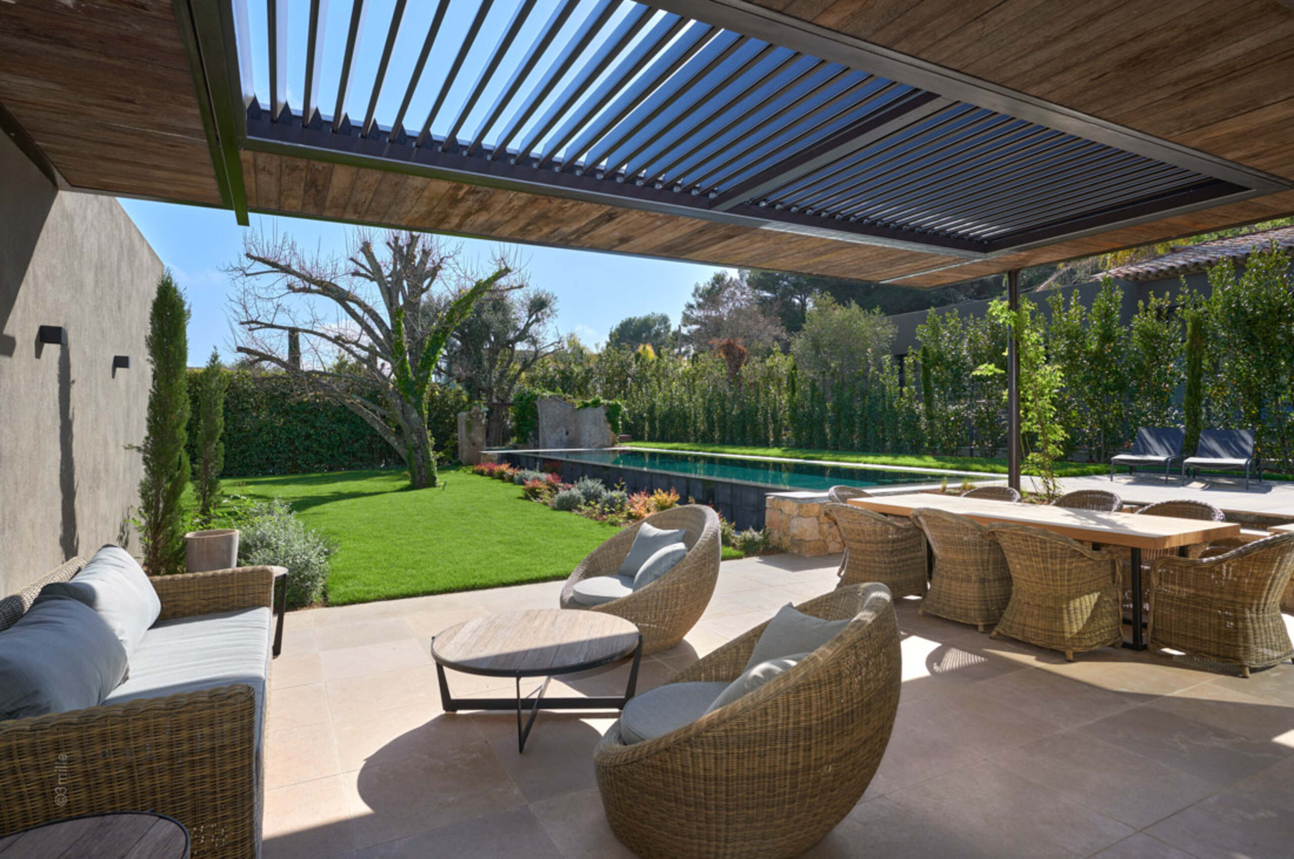 villa-maryam-terrace-infinitypool-luxury-retreat-mougins