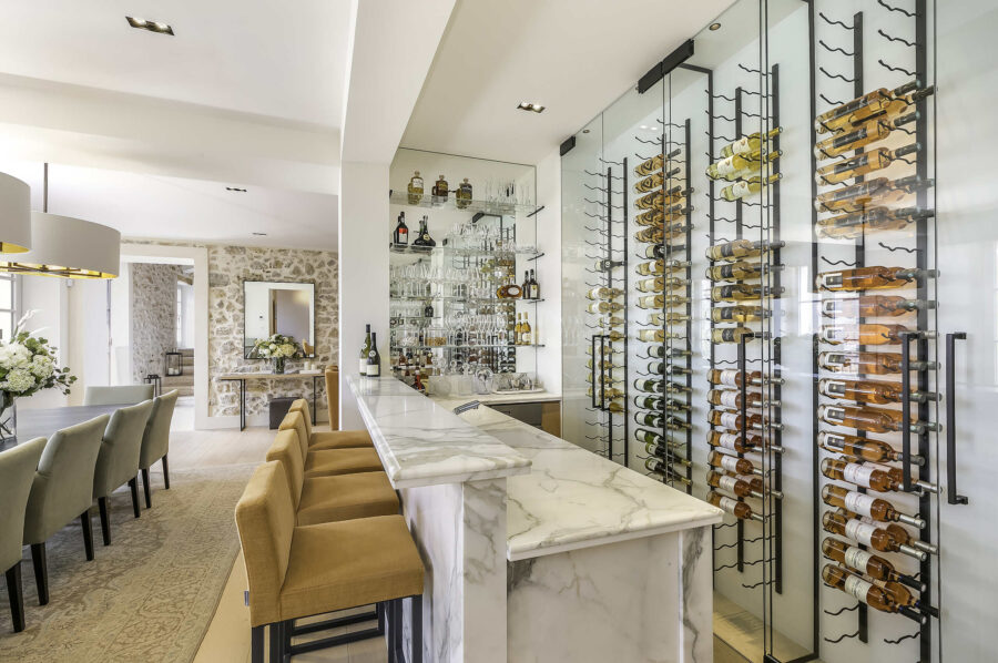 villa-mayan-bar-hosting-entertainment-luxury-mougins