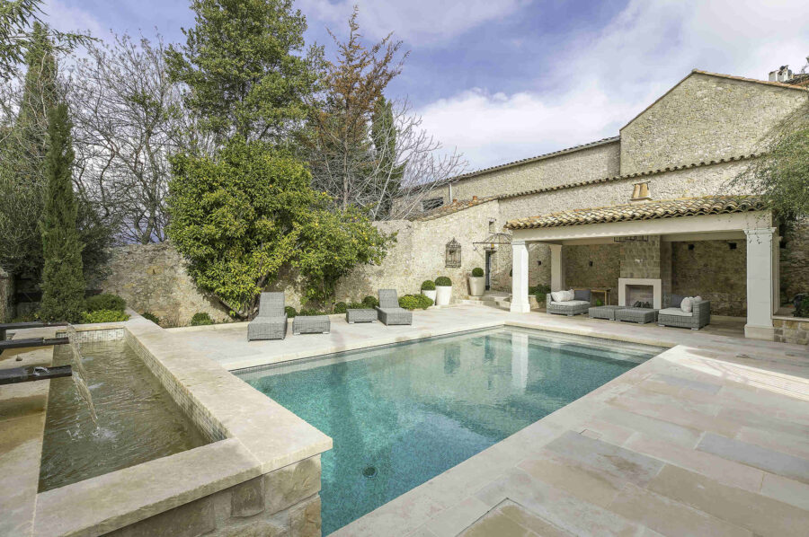 villa-mayan-pool-exterior-stone-classic-timeless-charm-mougins
