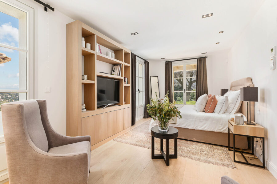 villa-michella-bedroom-modern-large-luxury-charming-mougins