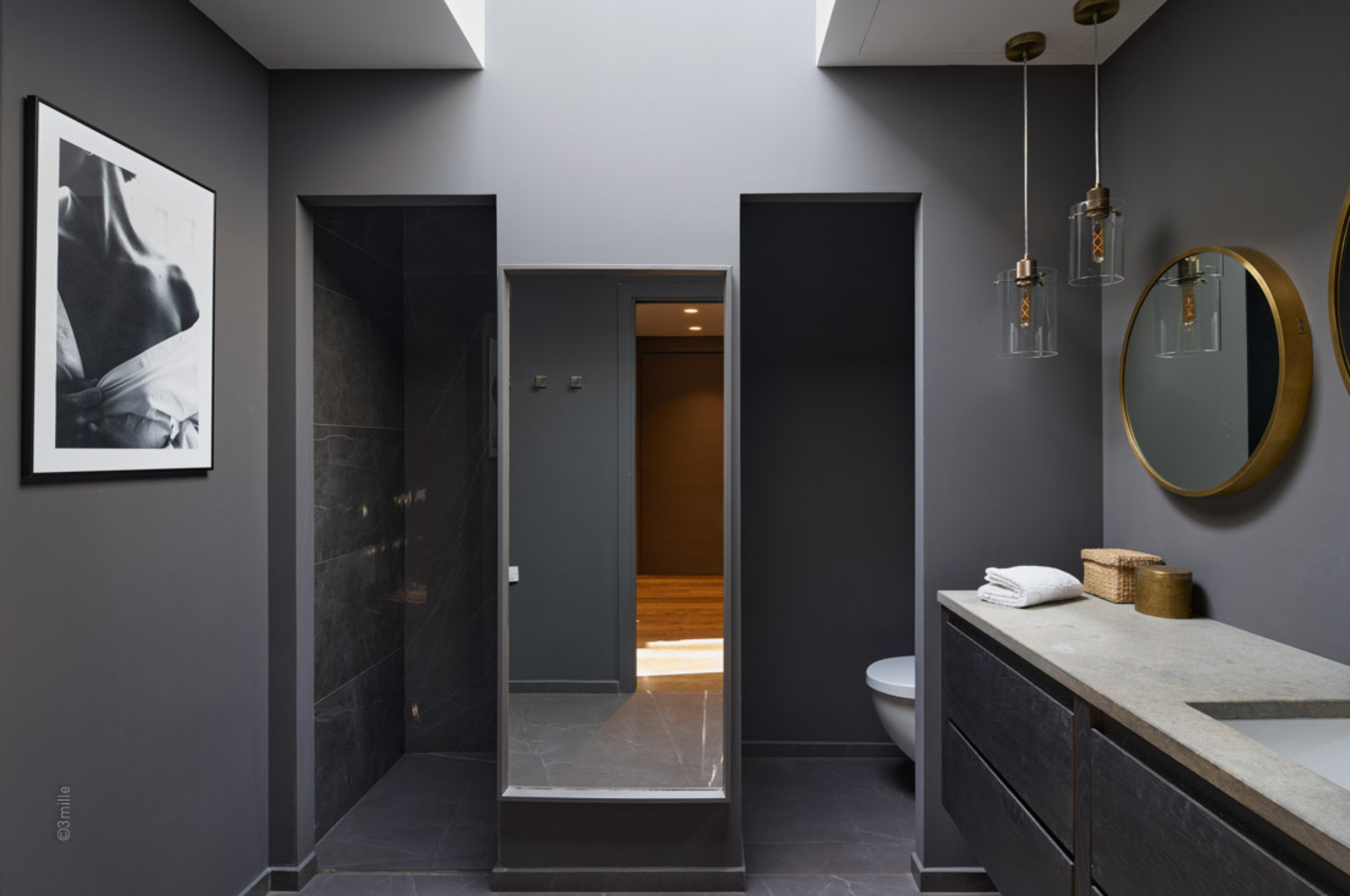 villa-mirabelle-bathroom-modern-interior-luxury-mougins