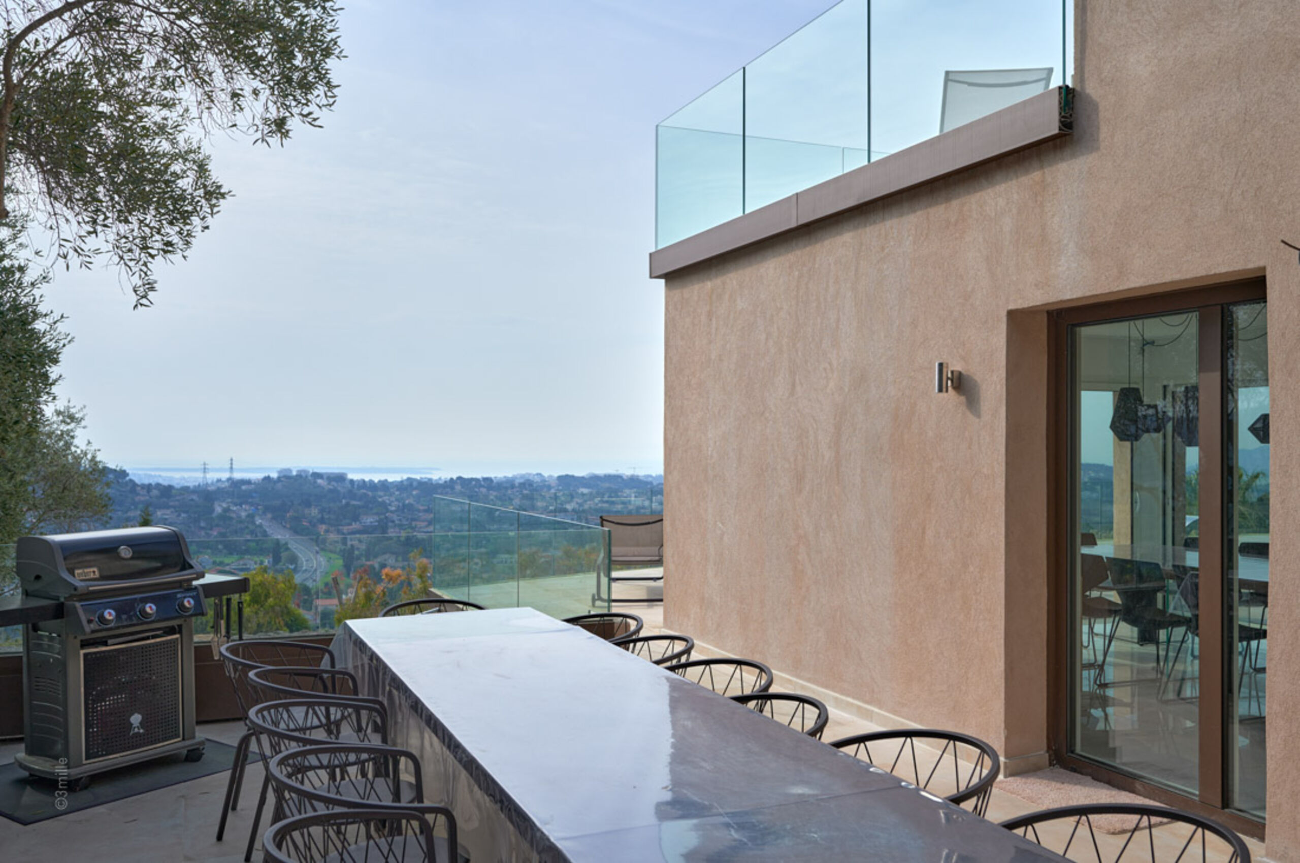 villa-mirelle-bbq-outdoordining-alfresco-views-mougins