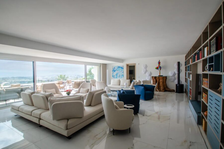 villa-mirelle-living-room-scenic-views-openplan-bright-modern-design-luxury-mougins