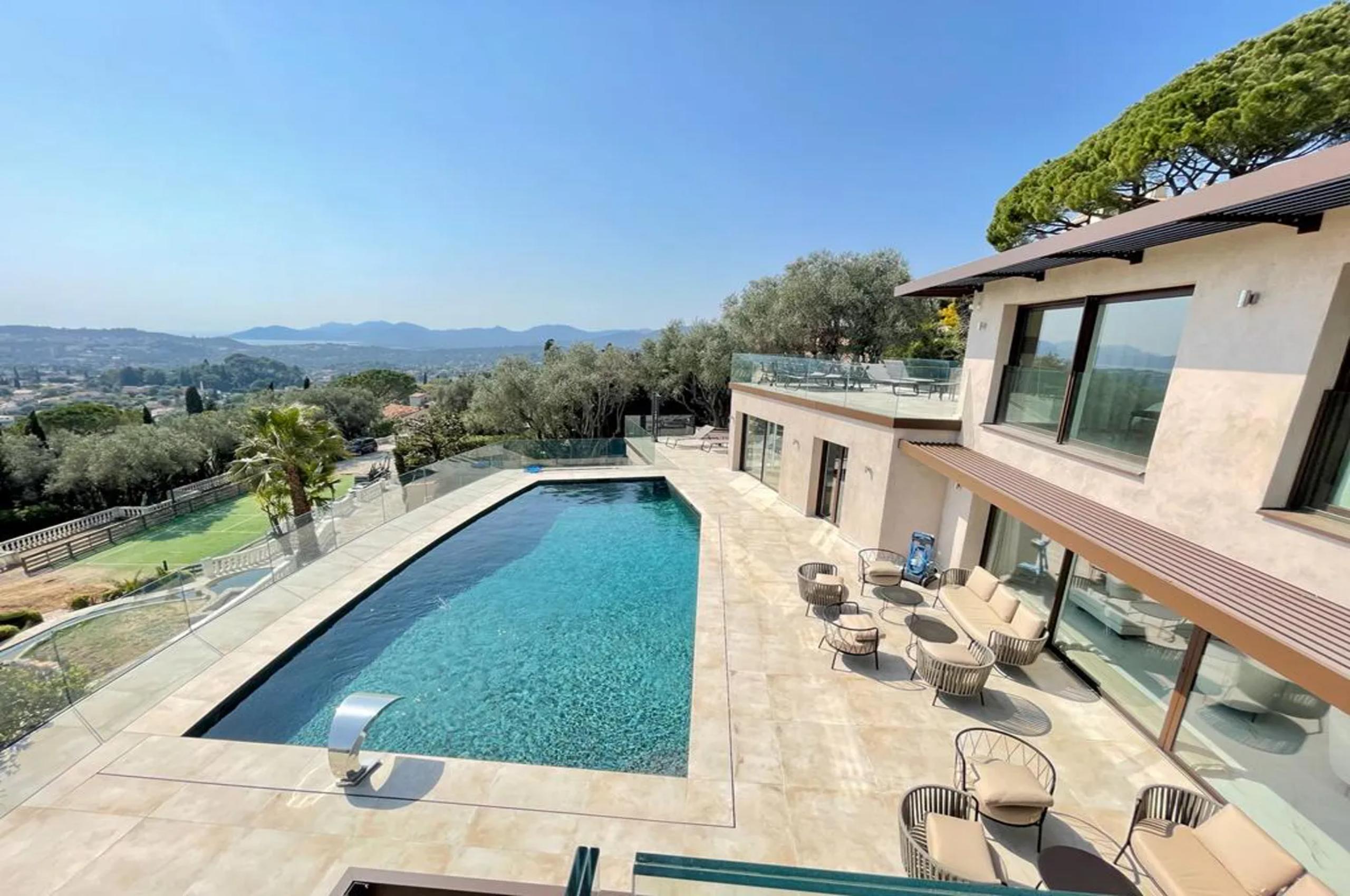 villa-mirelle-swimming-pool-terrace-luxury-mougins