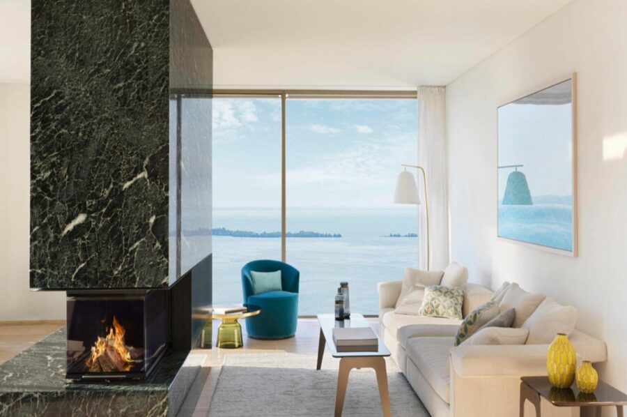 villa-noelia-living-room-fireplace-scenic-lake-views-luxury-lake-garda