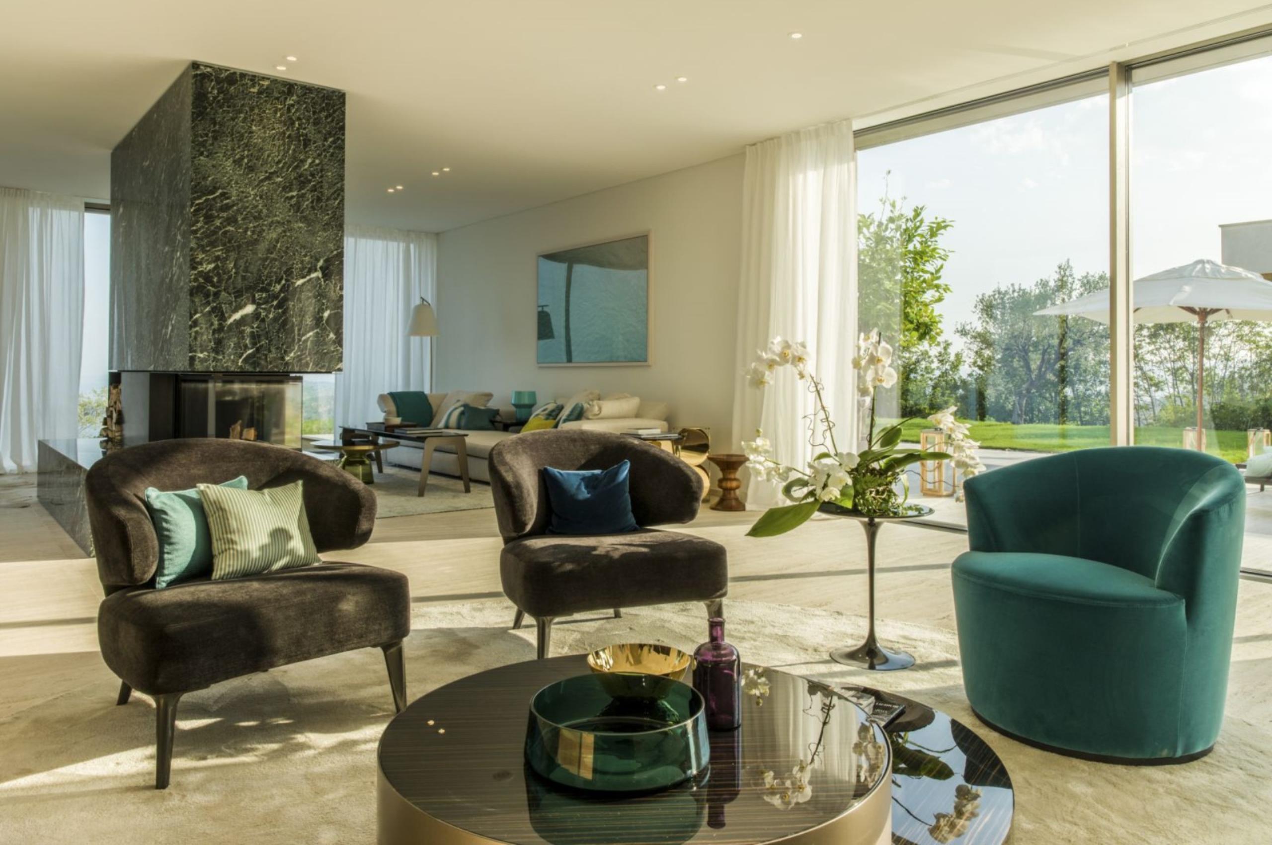 villa-noelia-living-room-spacious-sleek-modern-stylish-design-luxury-lakegarda