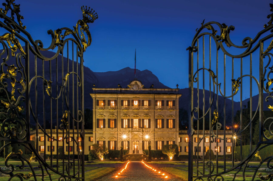 villa-silvana-exterior-night-luxury-retreat-lakecomo