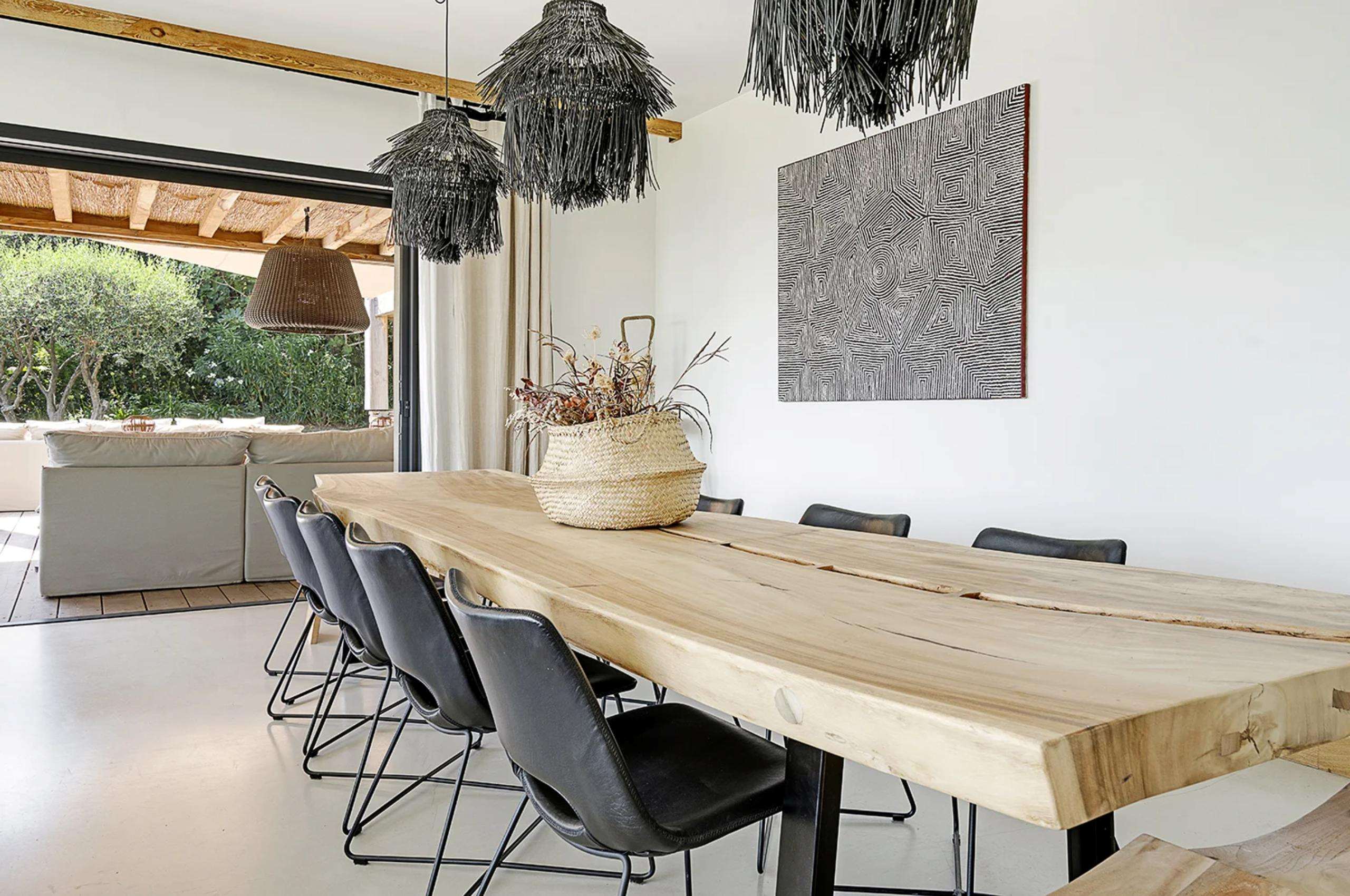 villa-tori-dining-room-serene-design-luxury-sttropez