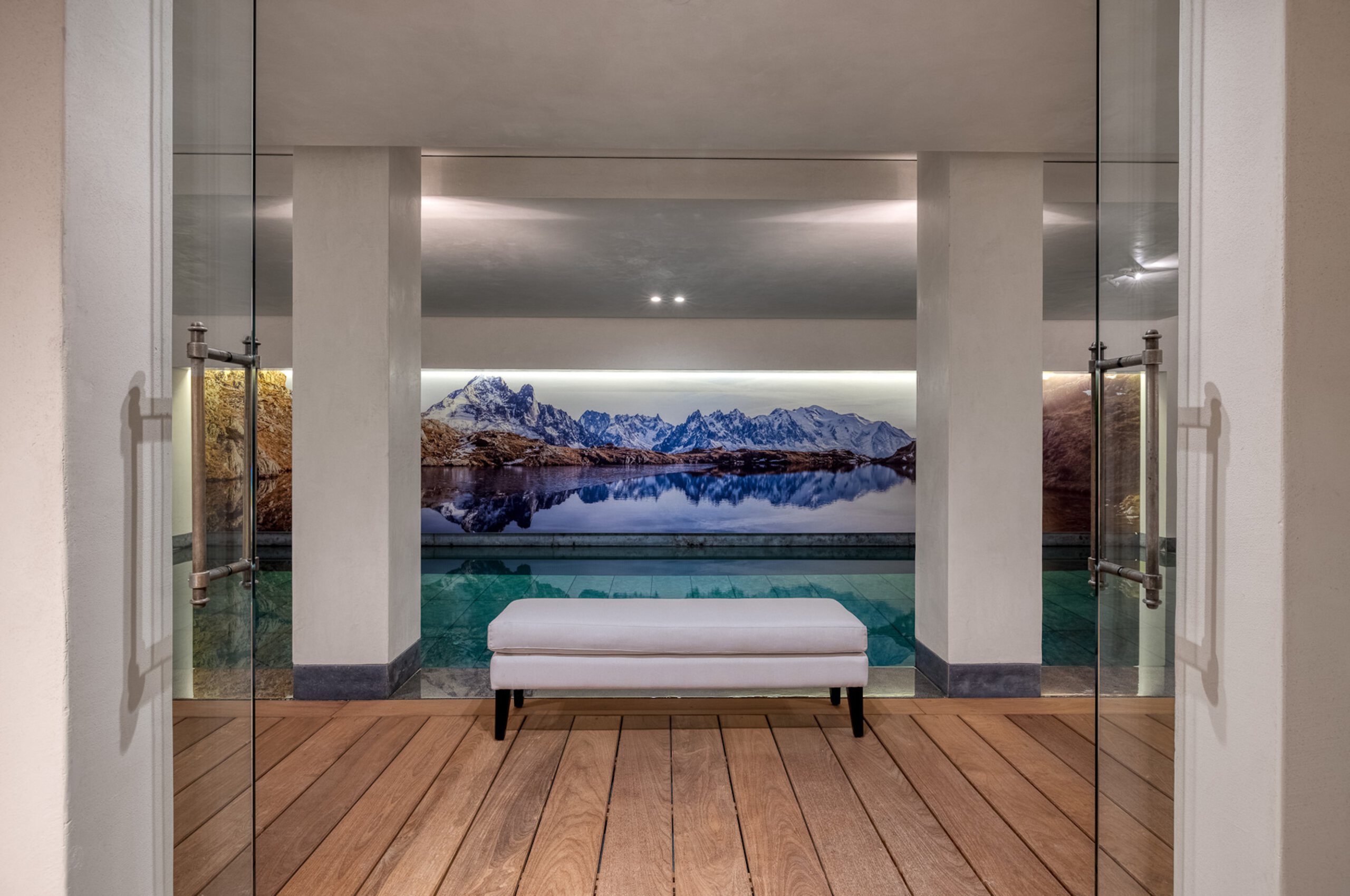 Chalet-Izabelle-spa-indoorpool-luxury-rental-retreat-megeve