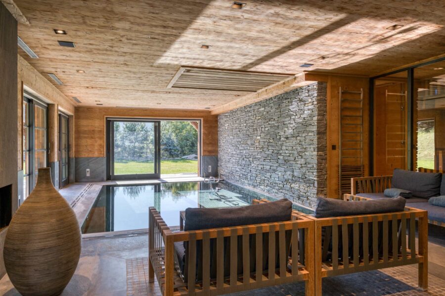 Chalet-atina-indoorpool-scenicviews-relaxation-wellness-luxury-rental-propertymegeve-mont-d'arbois