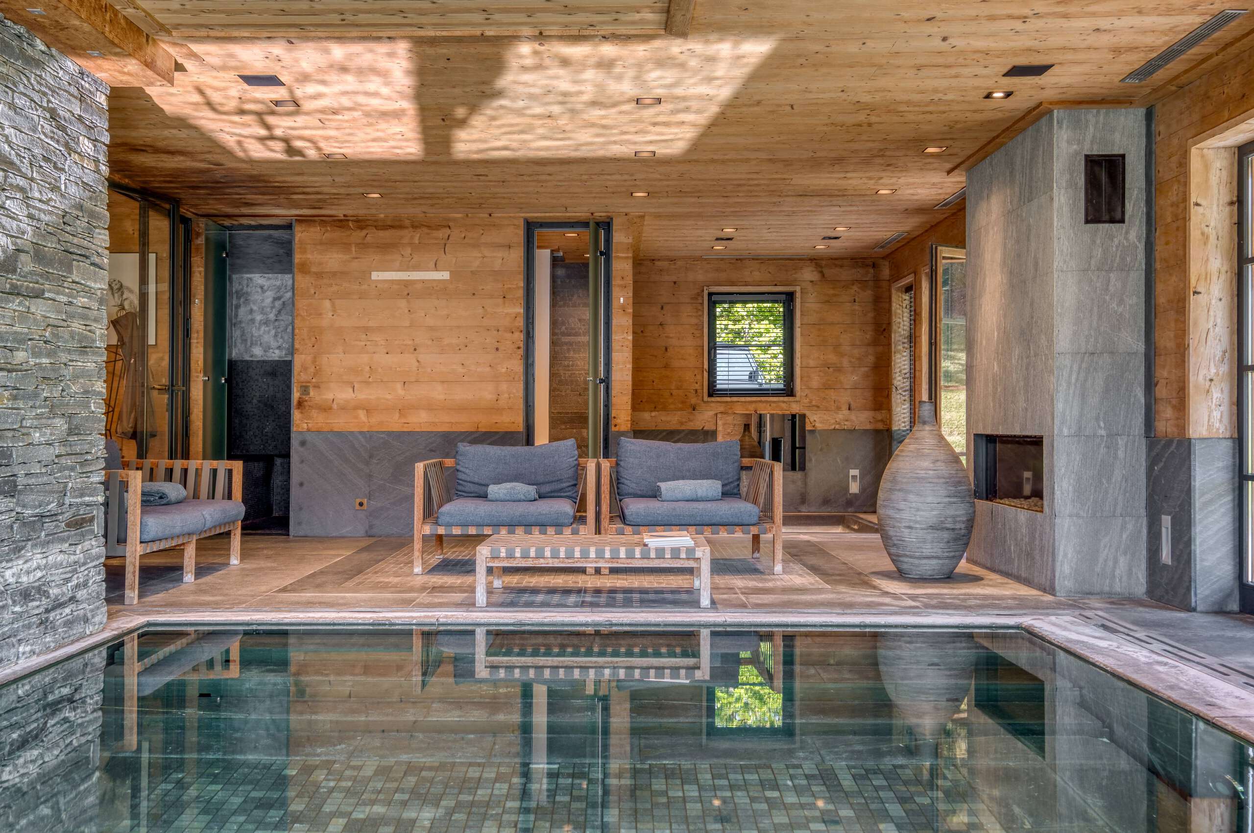Chalet-atina-indoorpool-spa-wellness-swim-luxury-retreat-megeve-mont-d'arbois