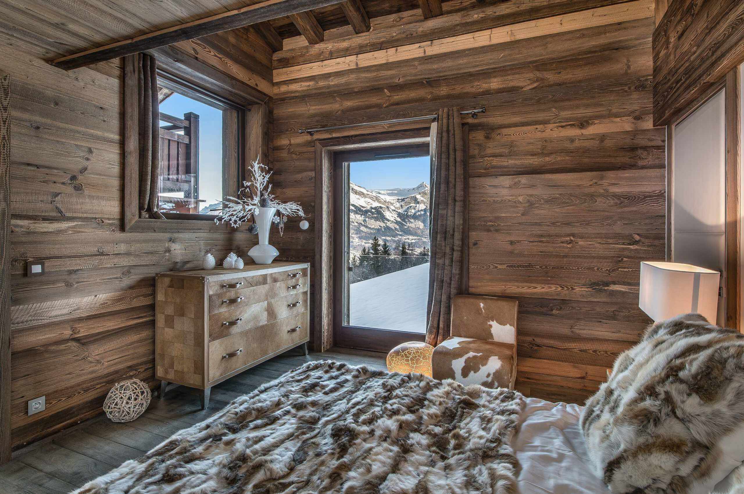 chalet-araceli-bedroom-mountainviews-luxury-alpine-design-megeve-princesse