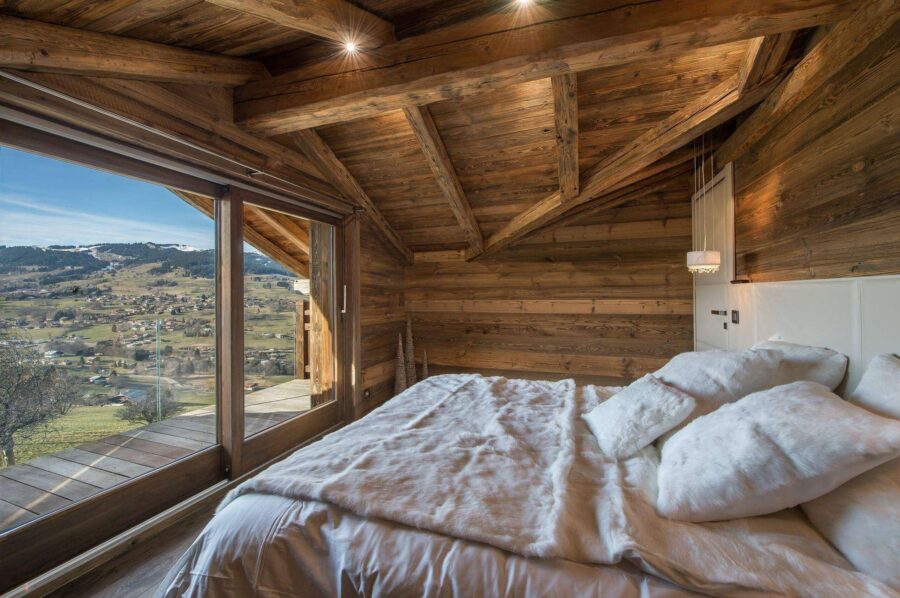 chalet-araceli-bedroom-scenicviews-balcony-luxury-alpine-design-megeve-princesse