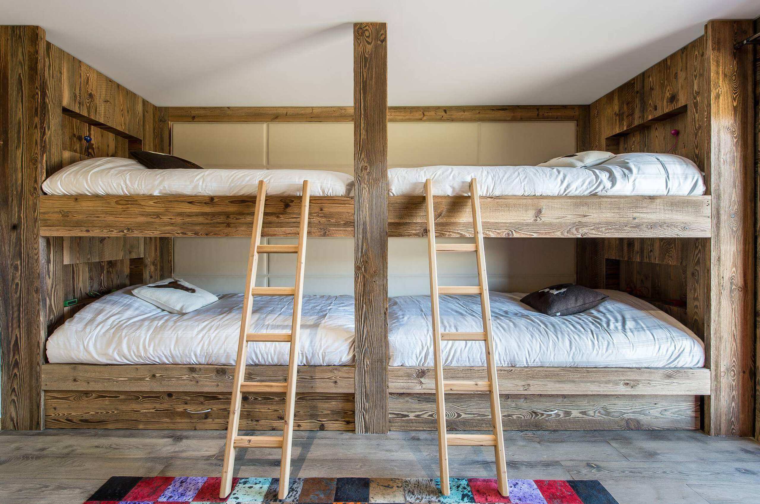chalet-araceli-childrens-bedroom-bunkbeds-luxury-alpine-retreat-megeve-princesse