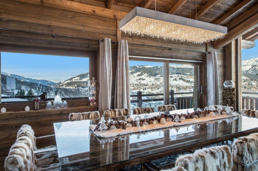 chalet-araceli-diningroom-mountainview-openplan-elegant-luxury-alpine-design-megeve-princesse