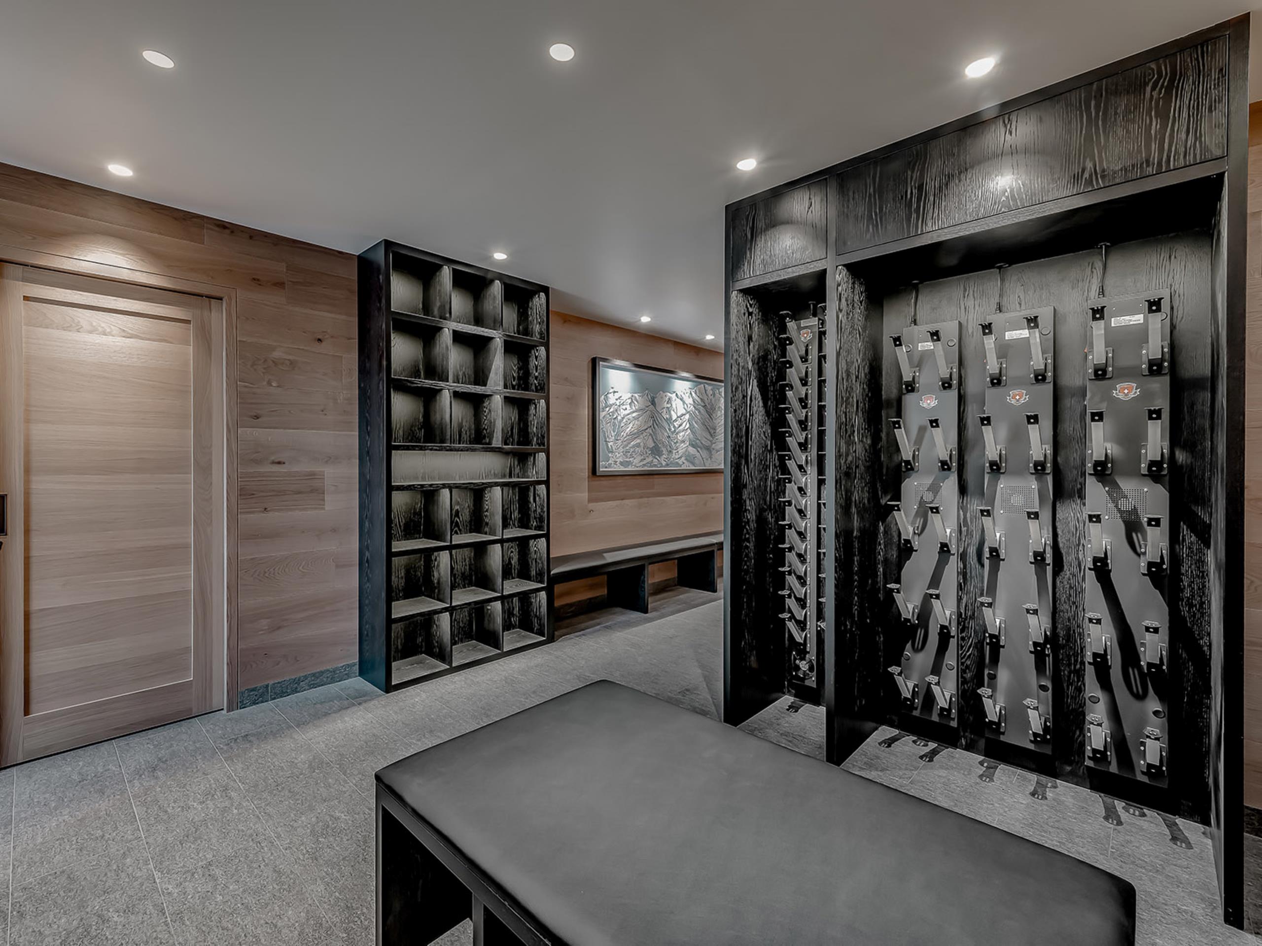 chalet-bea-bootroom-ski-room-skiin-skiout-luxury-rental-retreat-courchevel1650