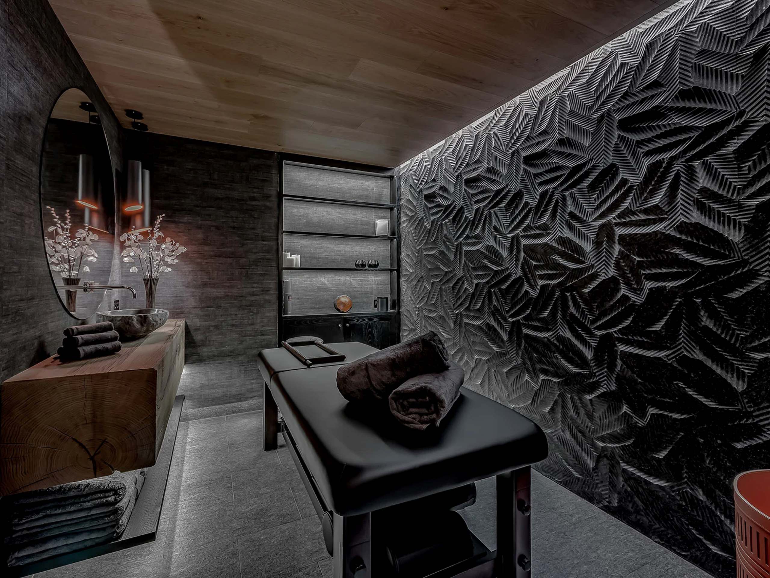 chalet-bea-massage-table-spa-wellness-luxury-relaxation-courchevel1650