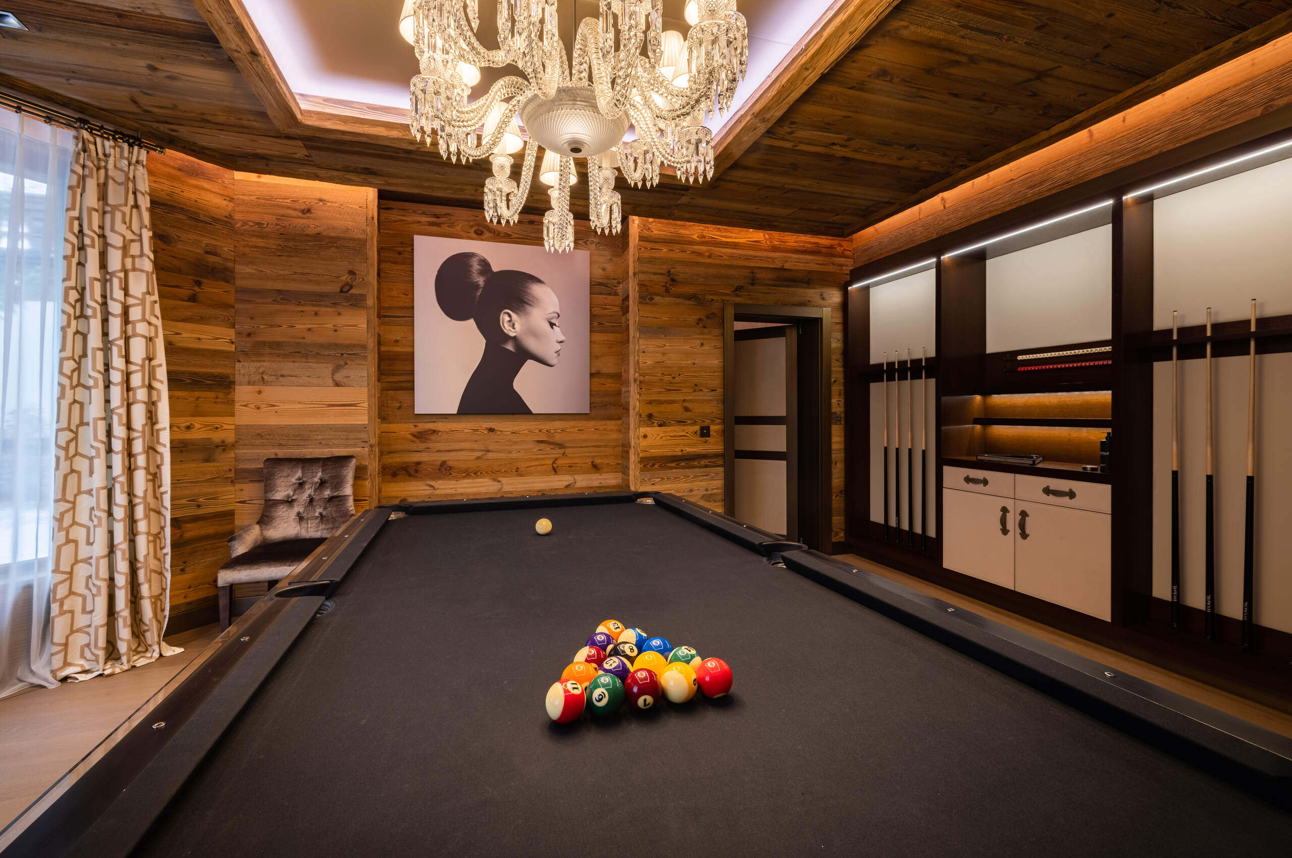 chalet-croia-gamesroom-snooker-hosting-luxury-alpine-design-crans-montana