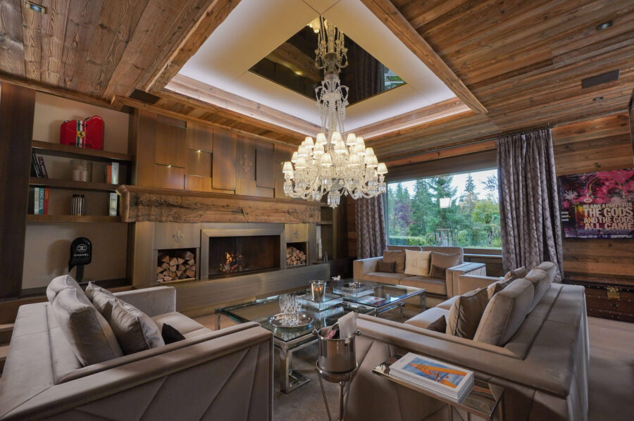 chalet-croia-livingroom-scenicviews-modern-luxury-cosy-alpine-design-crans-montana