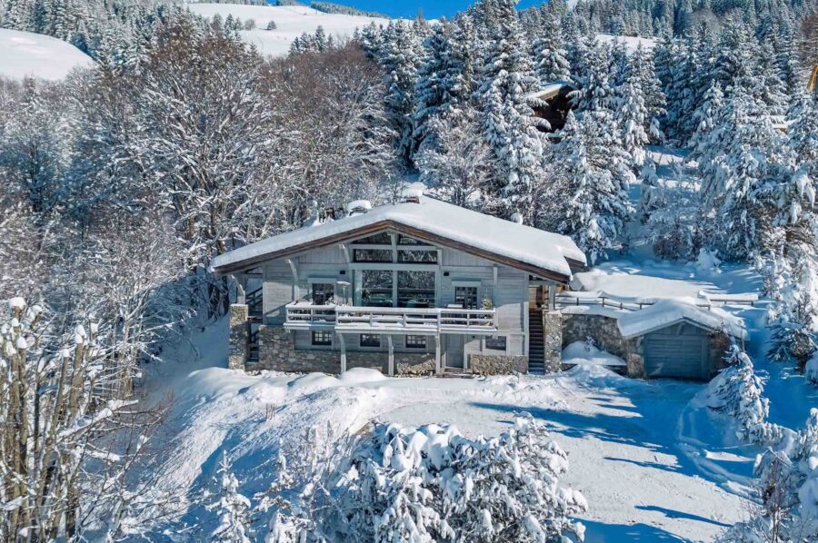 chalet-dala-exterior-luxury-rental-retreat-alps-megeve