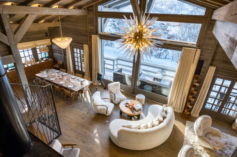 chalet-dala-livingspace-openplan-spacious-modern-elegant-alpine-luxury-interior-scenicviews-megeve