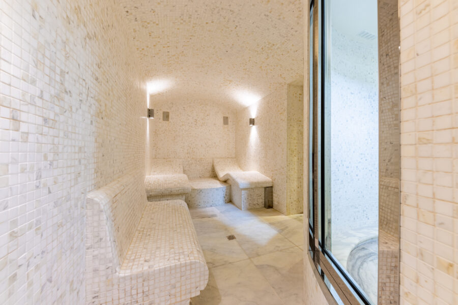 chalet-deuce-hammam-steamroom-spa-wellness-relaxation-luxury-retreat-megeve
