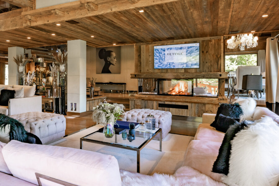 chalet-deuce-livingroom-fireplace-modern-stylish-interiordesign-luxury-rental-retreat-megeve