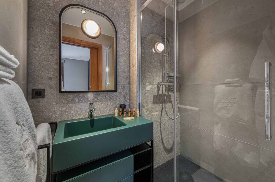 chalet-diane-bathroom-shower-sink-modern-alpine-design-megeve-luxury