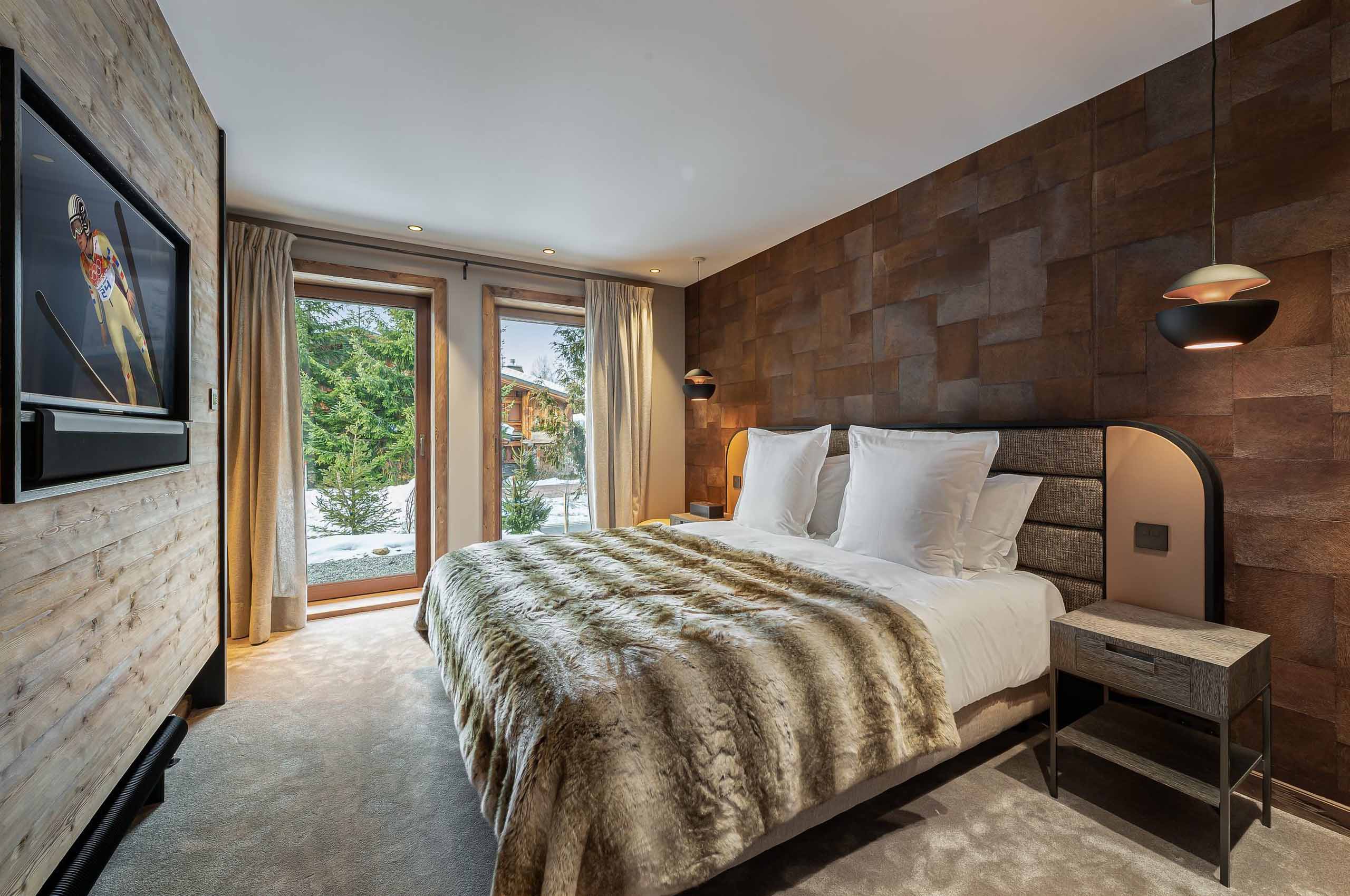 chalet-diane-bedroom-modern-elegant-alpine-interior-megeve-luxury