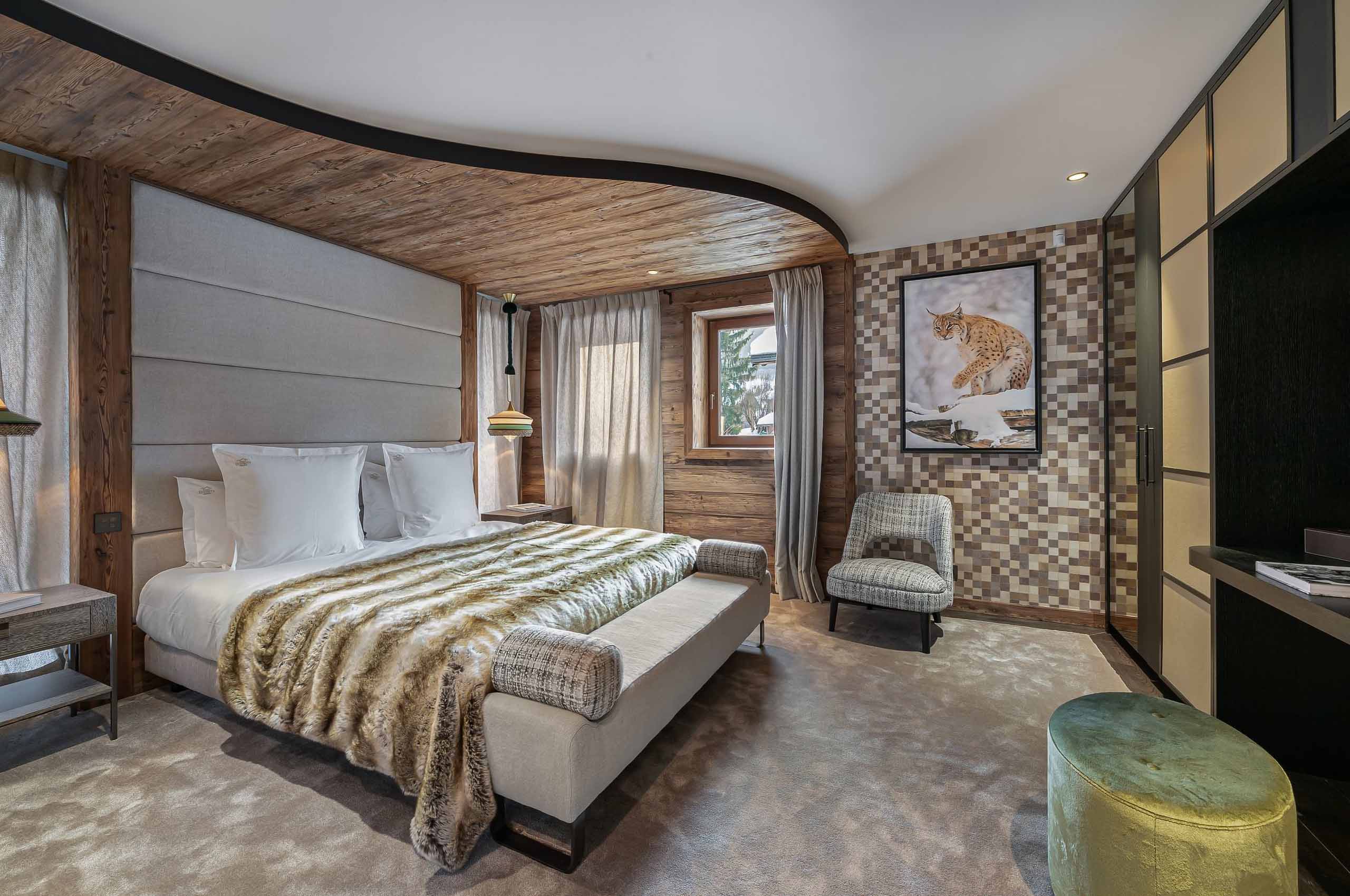 chalet-diane-bedroom-unique-modern-bespoke-alpine-interiordesign-megeve-luxury