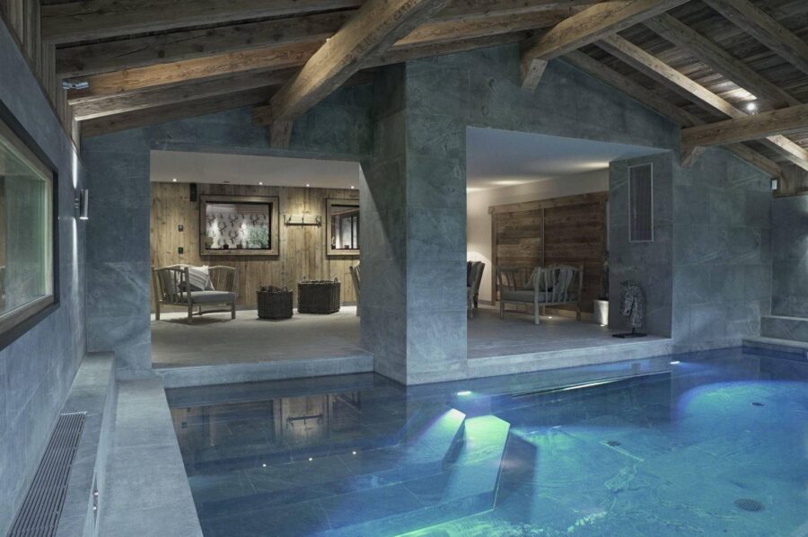 chalet-kelise-indoorpool-spa-wellness-luxury-alpine-design-megeve