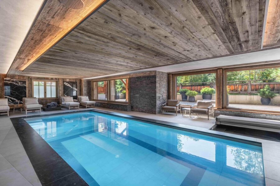 chalet-leia-indoorpool-spa-wellness-spa-relaxation-luxury-retreat-megeve