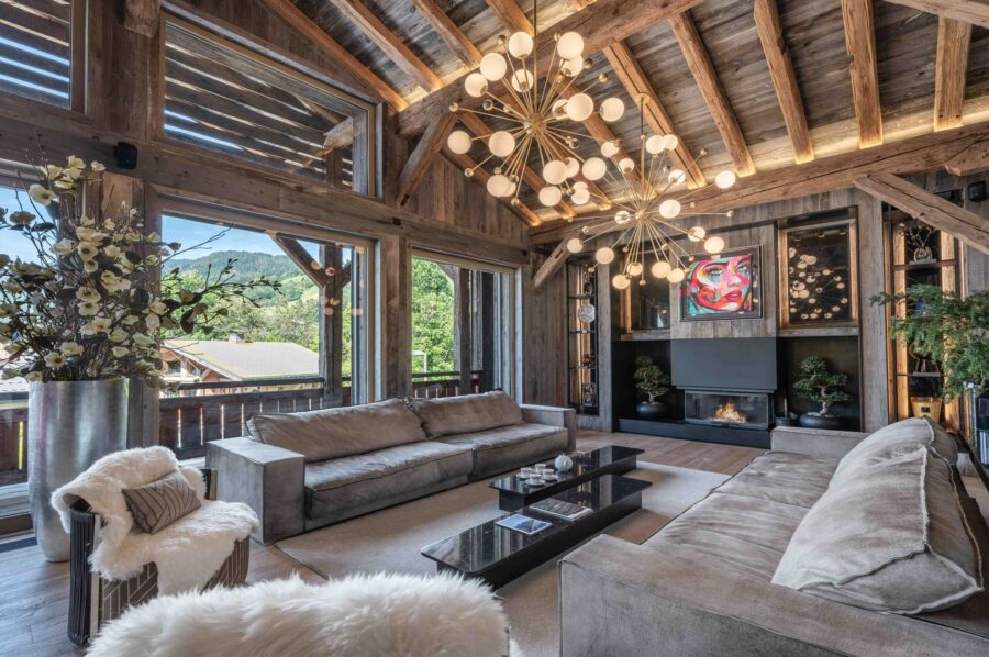 chalet-leia-mainpage-livingroom-mountainview-elegant-modern-unique-interiordesign-luxury-rental-retreat-megeve