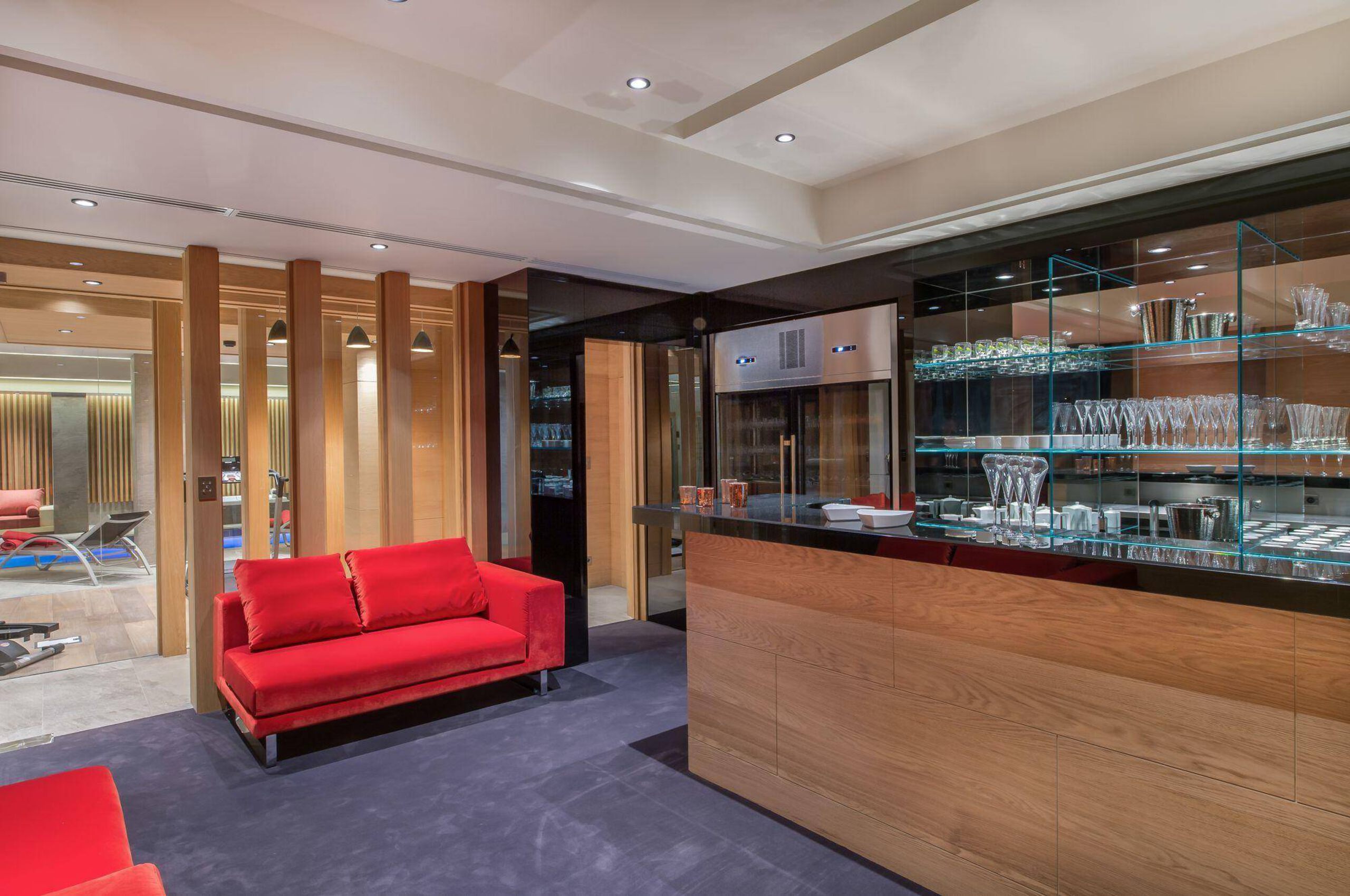 chalet-malorie-bar-lounge-wellness-spa-relaxation-luxury-retreat-megeve