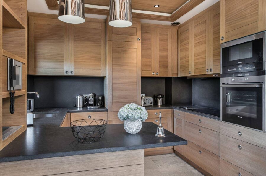 chalet-malorie-kitchen-modern-sleek-luxury-design-megeve
