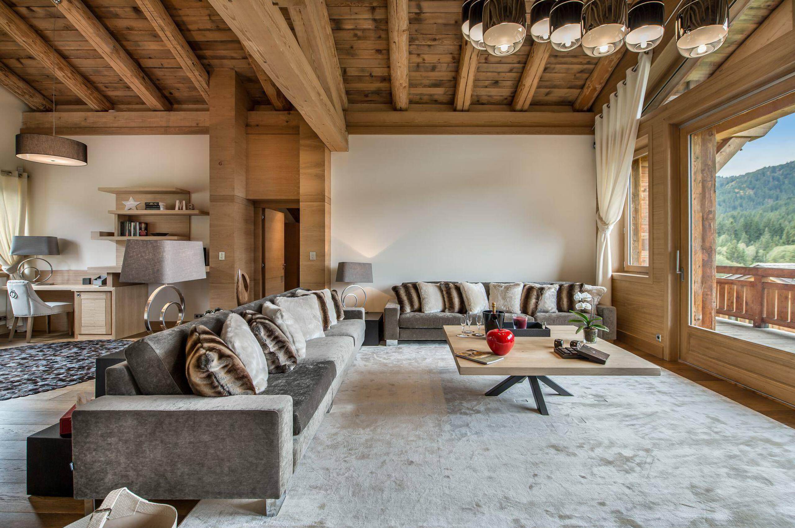 chalet-malorie-livingroom-mountainview-spacious-bright-openplan-modern-alpine-design-luxury-megeve