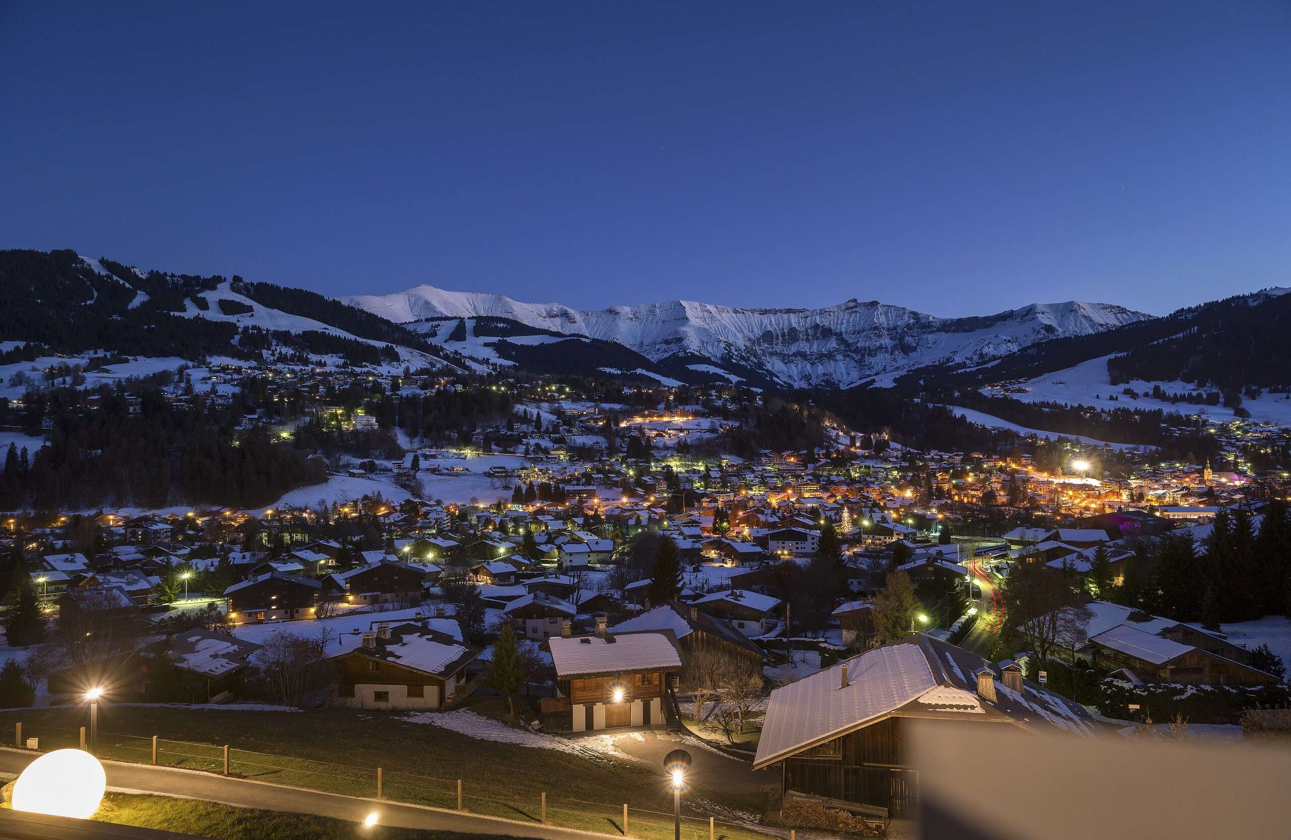 chalet-marianne-exterior-stunning-mountain-winter-views-luxury-alpine-rental-retreat-megeve