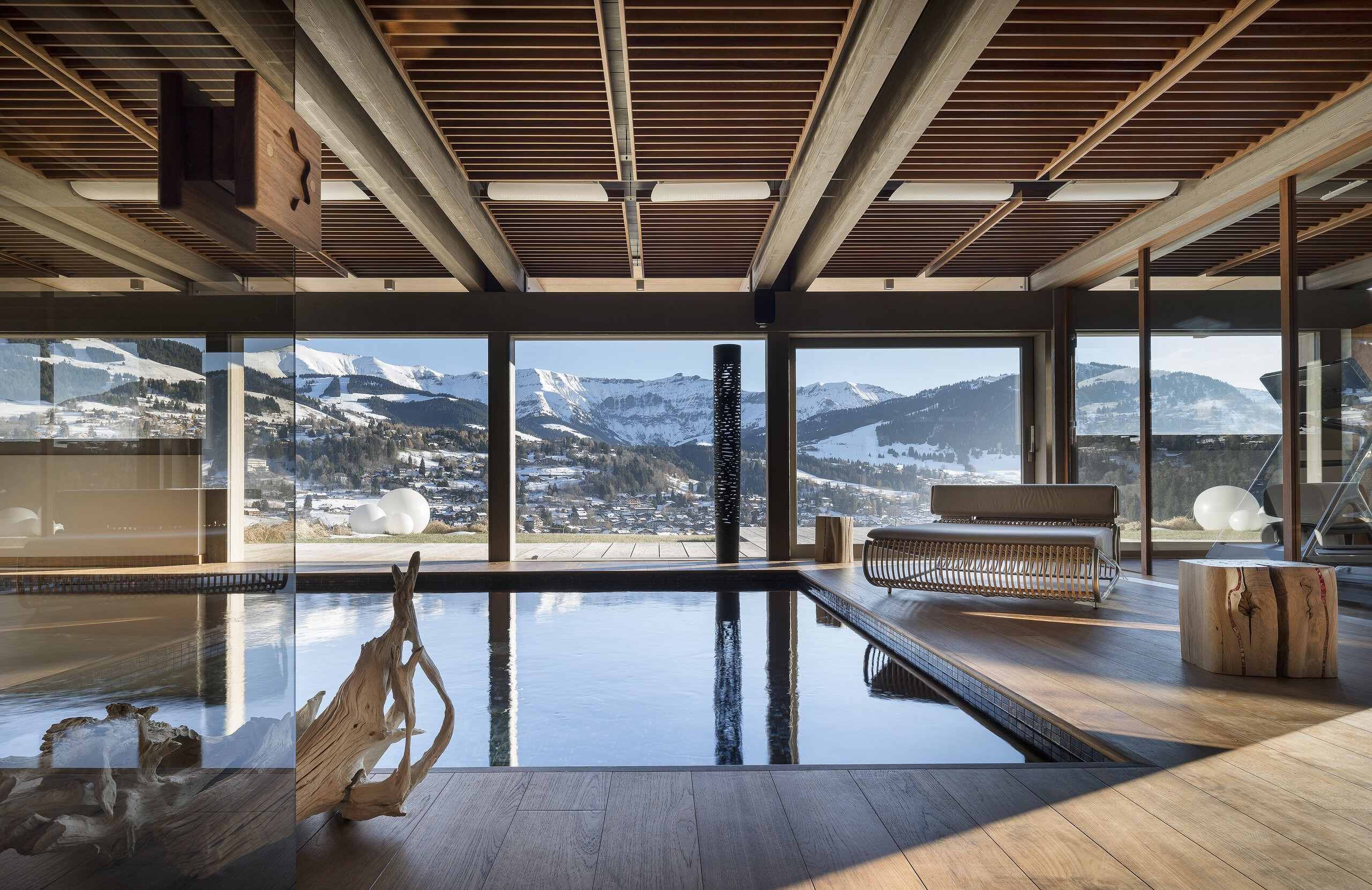 chalet-marianne-indoor-swimming-pool-spa-wellness-luxury-relaxation-megeve