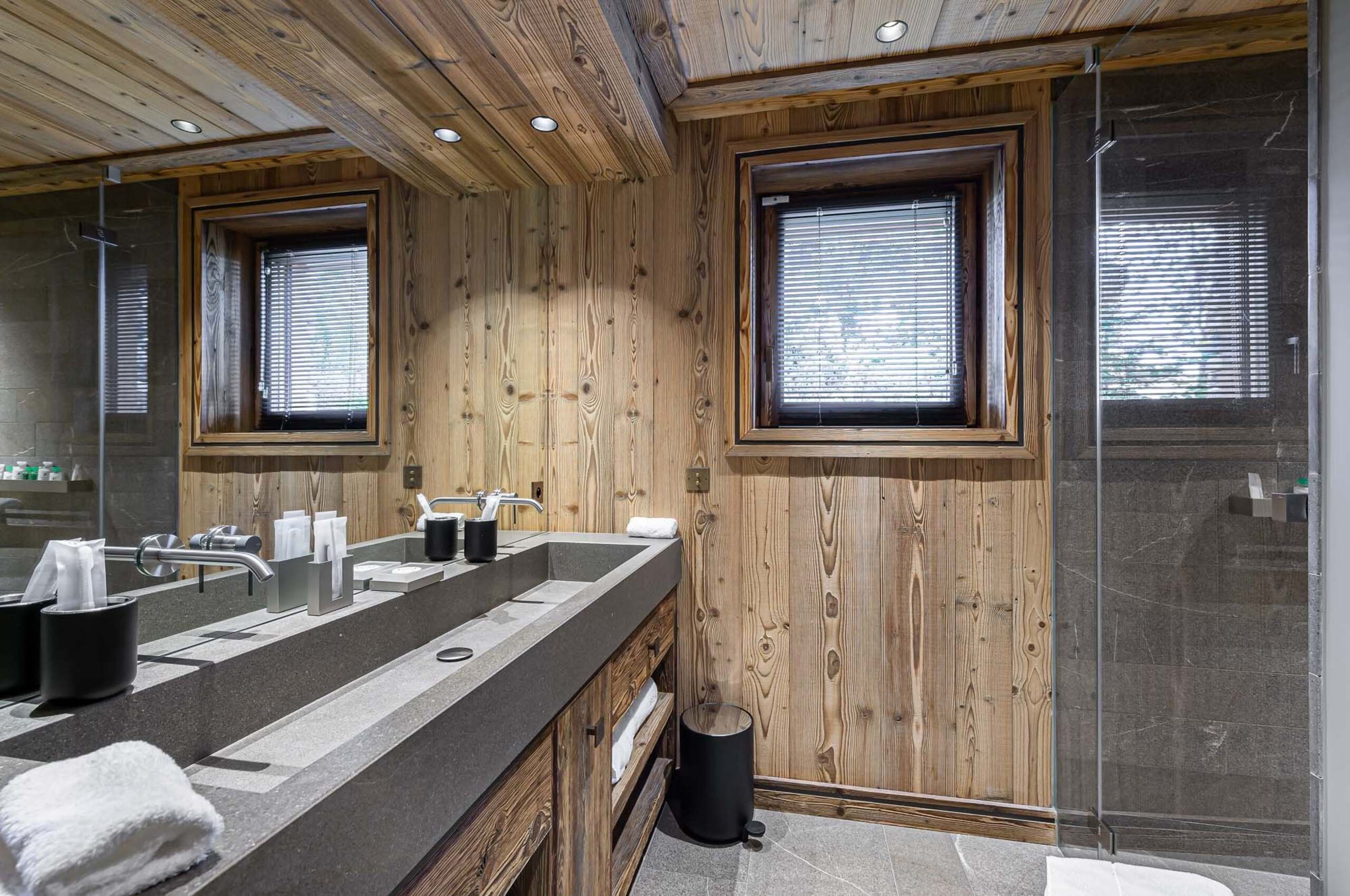 chalet-olga-bathroom-doublesink-shower-modern-alpine-design-megeve