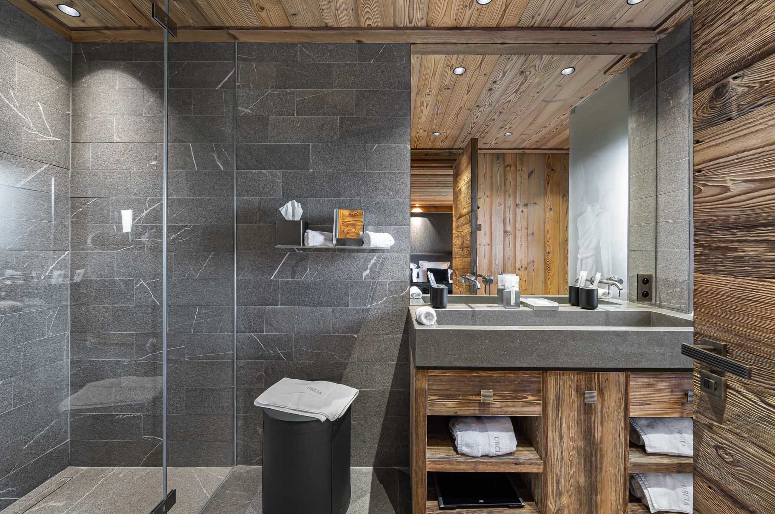 chalet-olga-bathroom-doublesink-shower-modern-sleek-luxury-megeve