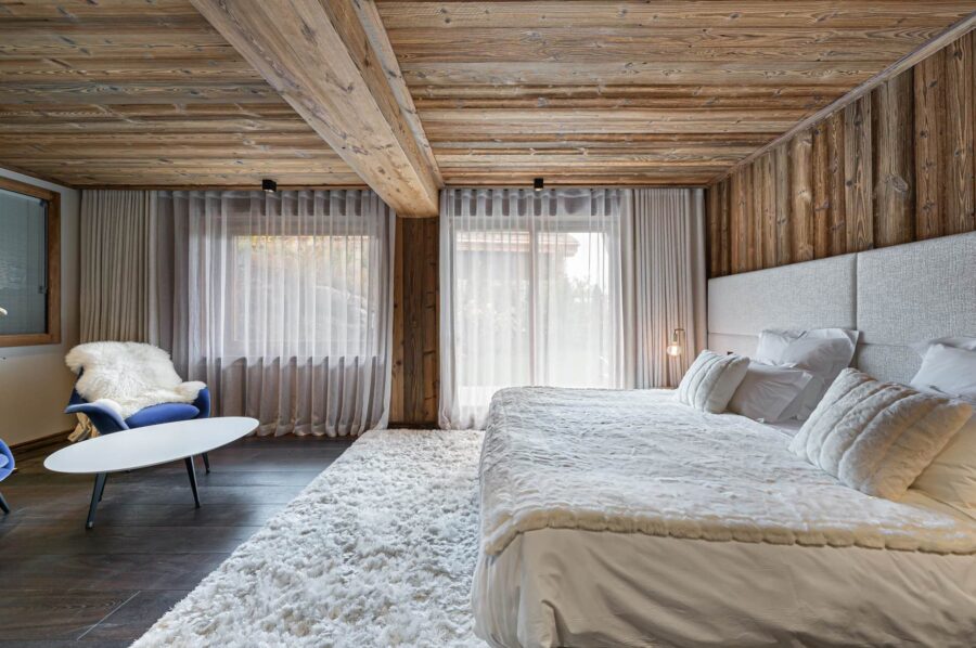 chalet-olga-bedroom-bright-spacious-alpine-luxury-design-megeve